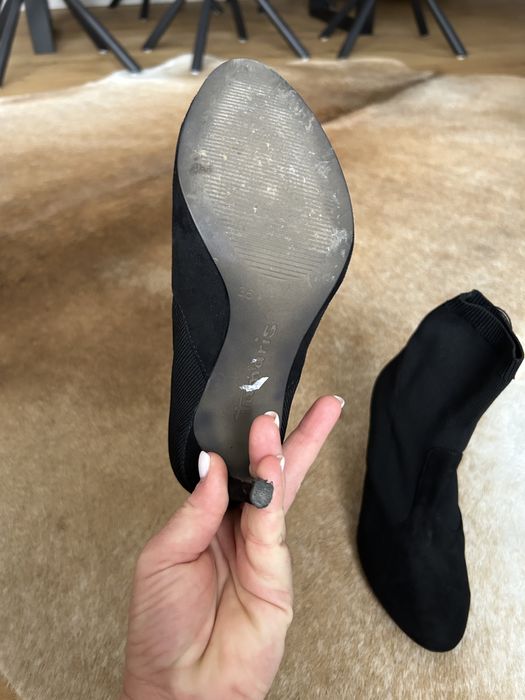 Pantofi cu toc tip ciorap