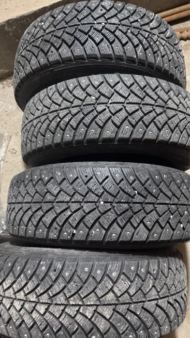 Зимние шипованные шины BFGoodrich G-force 195/65 R15
