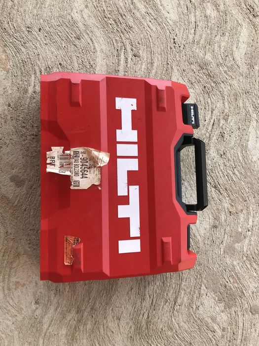 Cutie Pistol Ancora Chimica Hilti HDM 500