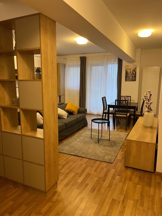 Vânzare apartament 3 camere