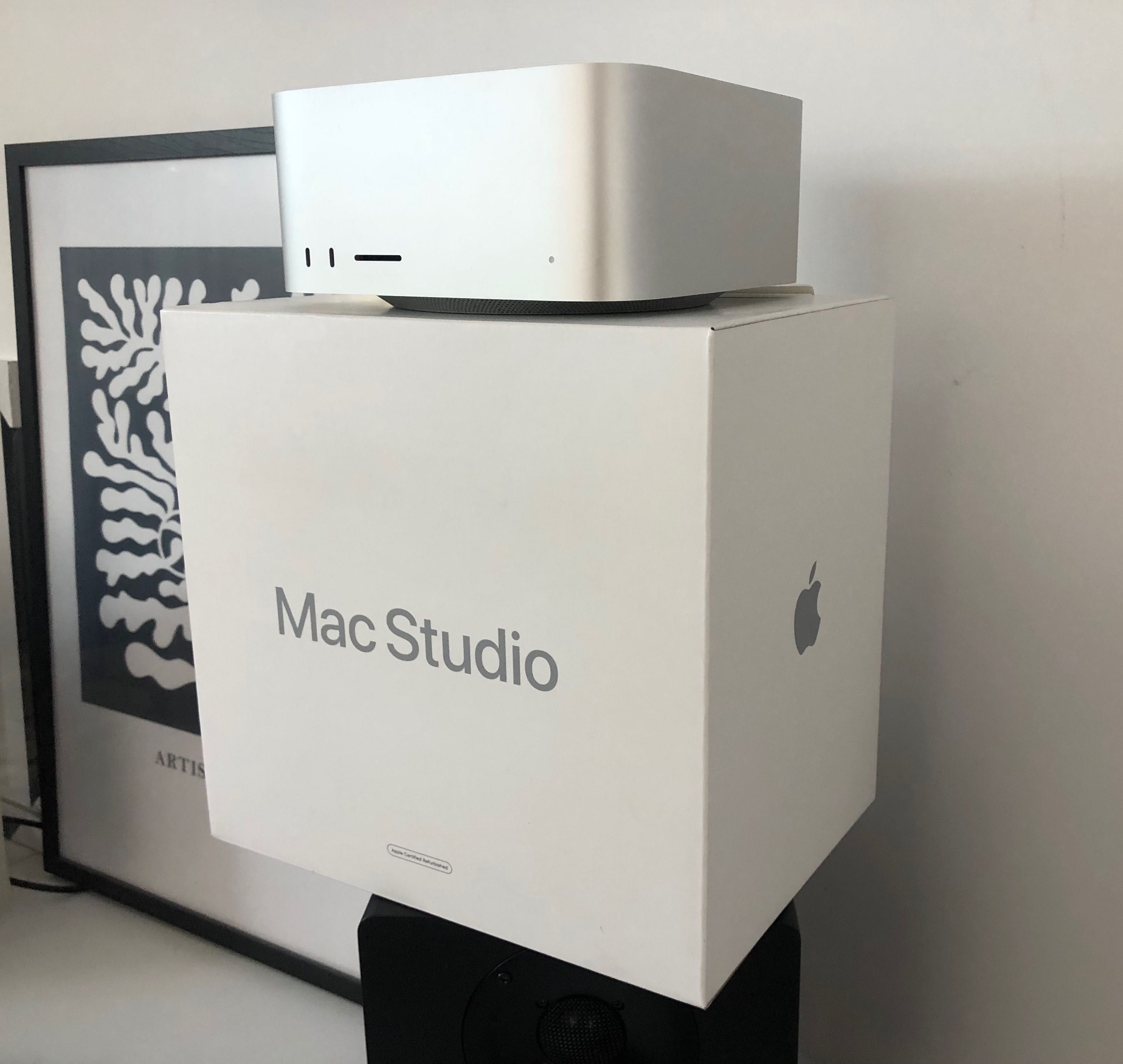 Продавам Mac Studio M1 Max - отличен!