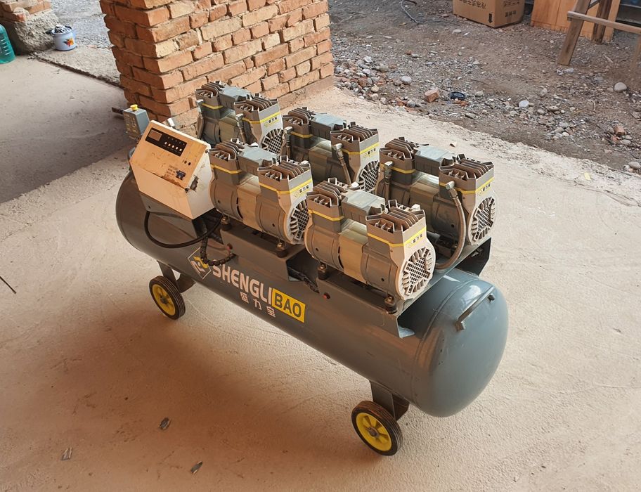 Воздушный Компрессор ShengliBao 220V