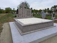 Executam Monumente funerare