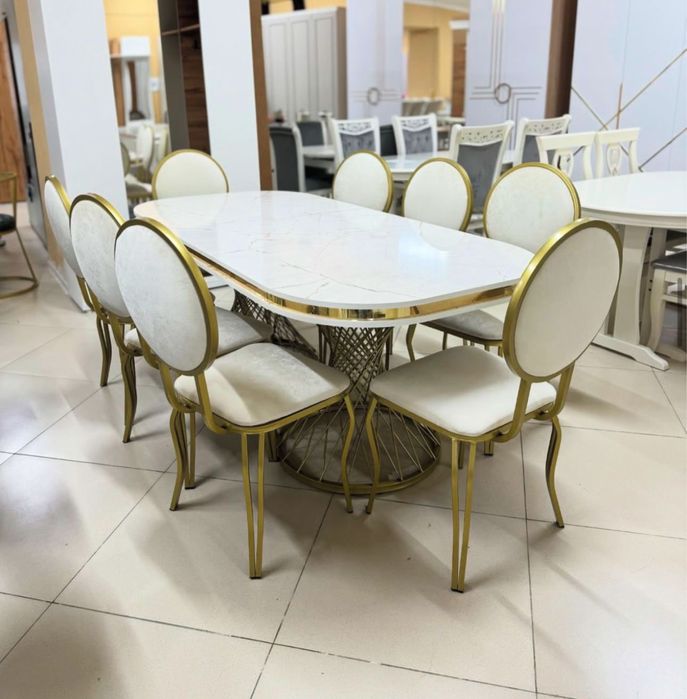 Продам стол и стулья