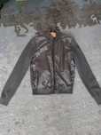 Vând cardigan Moncler 100% original