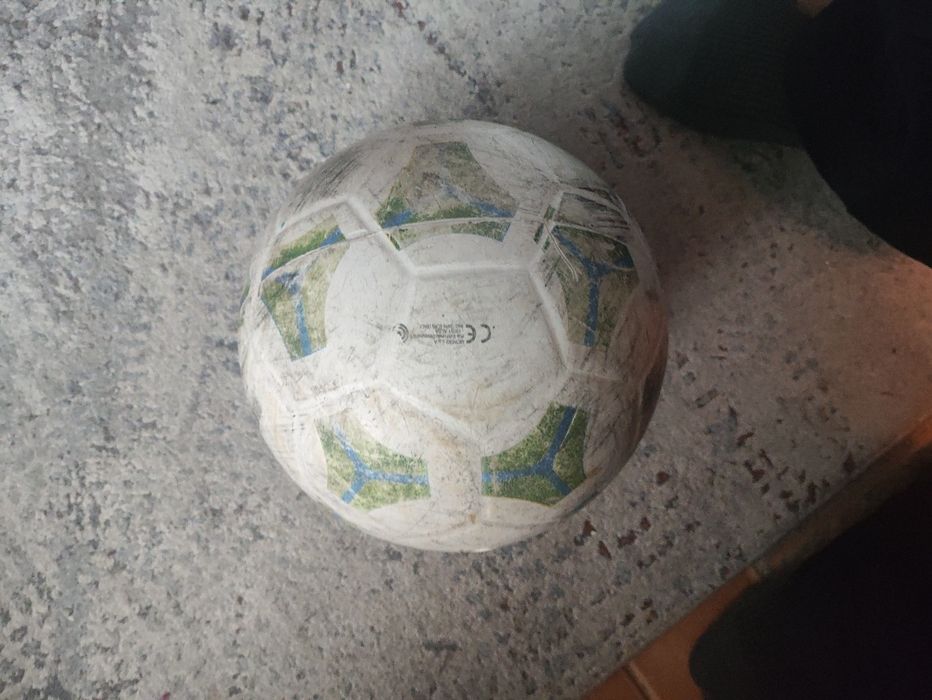 Мяч 4 или 3 размера