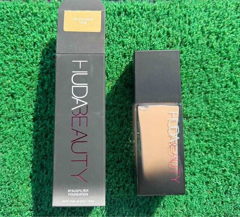 Фон Дьо тен huda Beauty