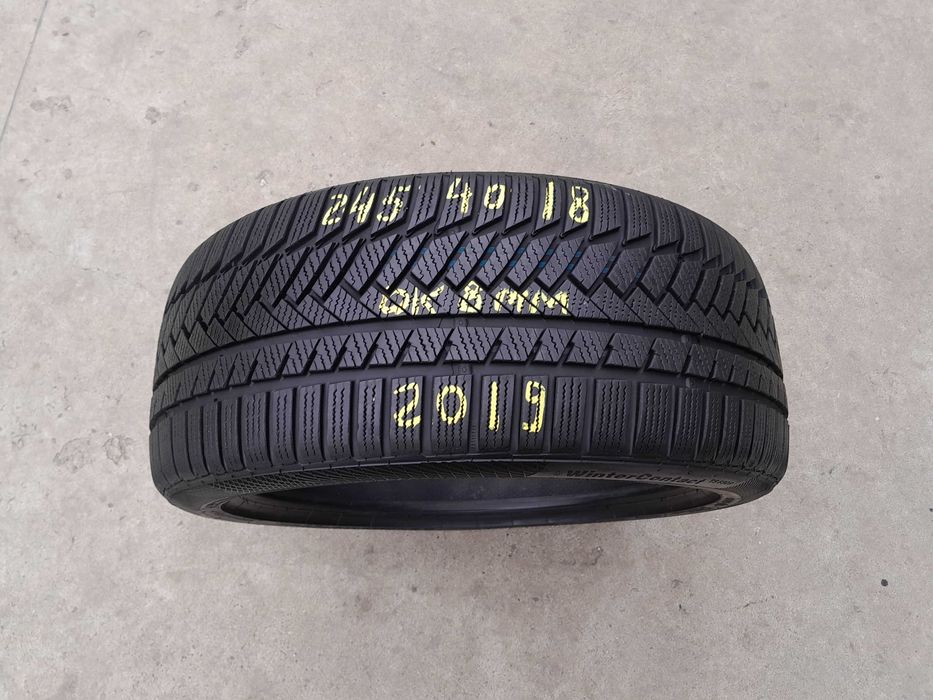 O anvelopa iarna 235 45 18 continental winter TS 850P profil 8 mm