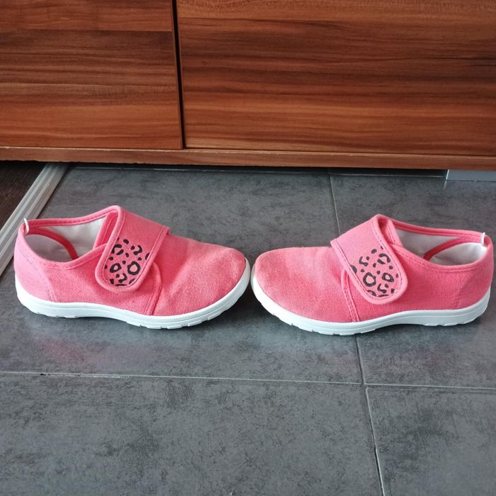 Пантофи 31 номер