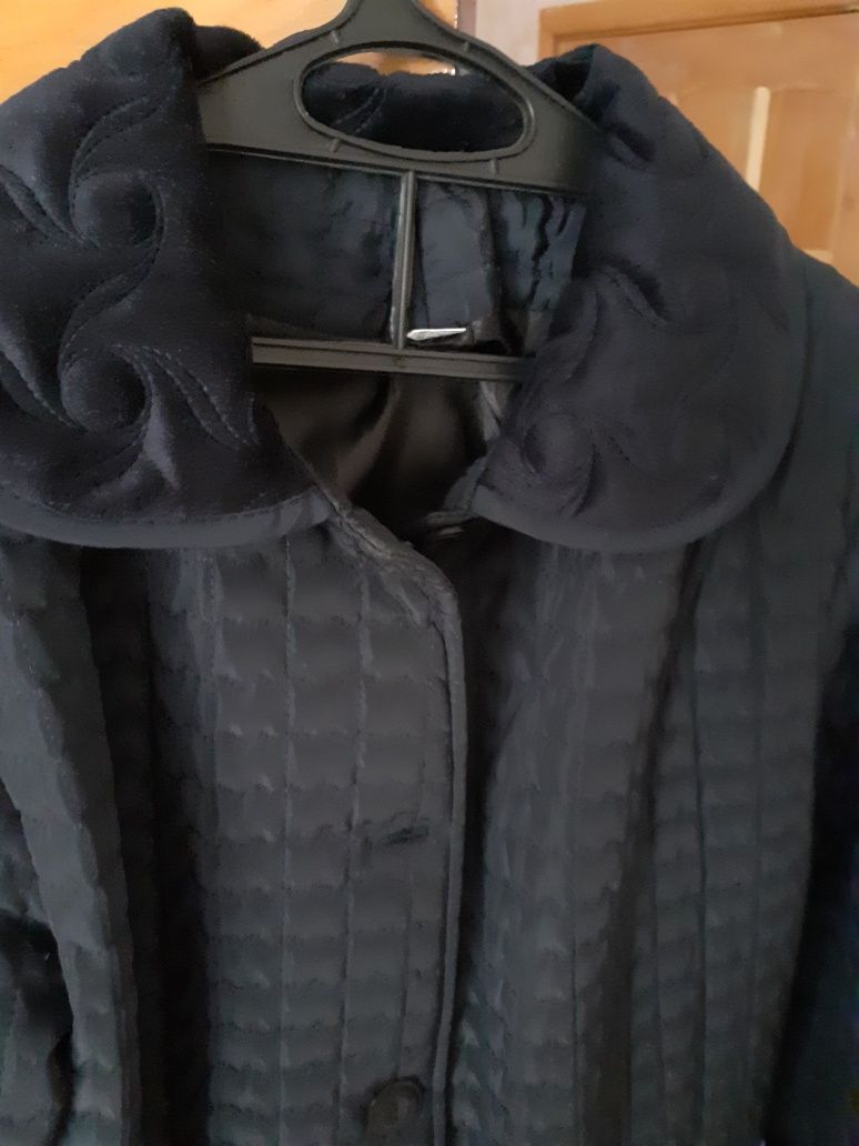 Продам новое пальто женское весна-осень