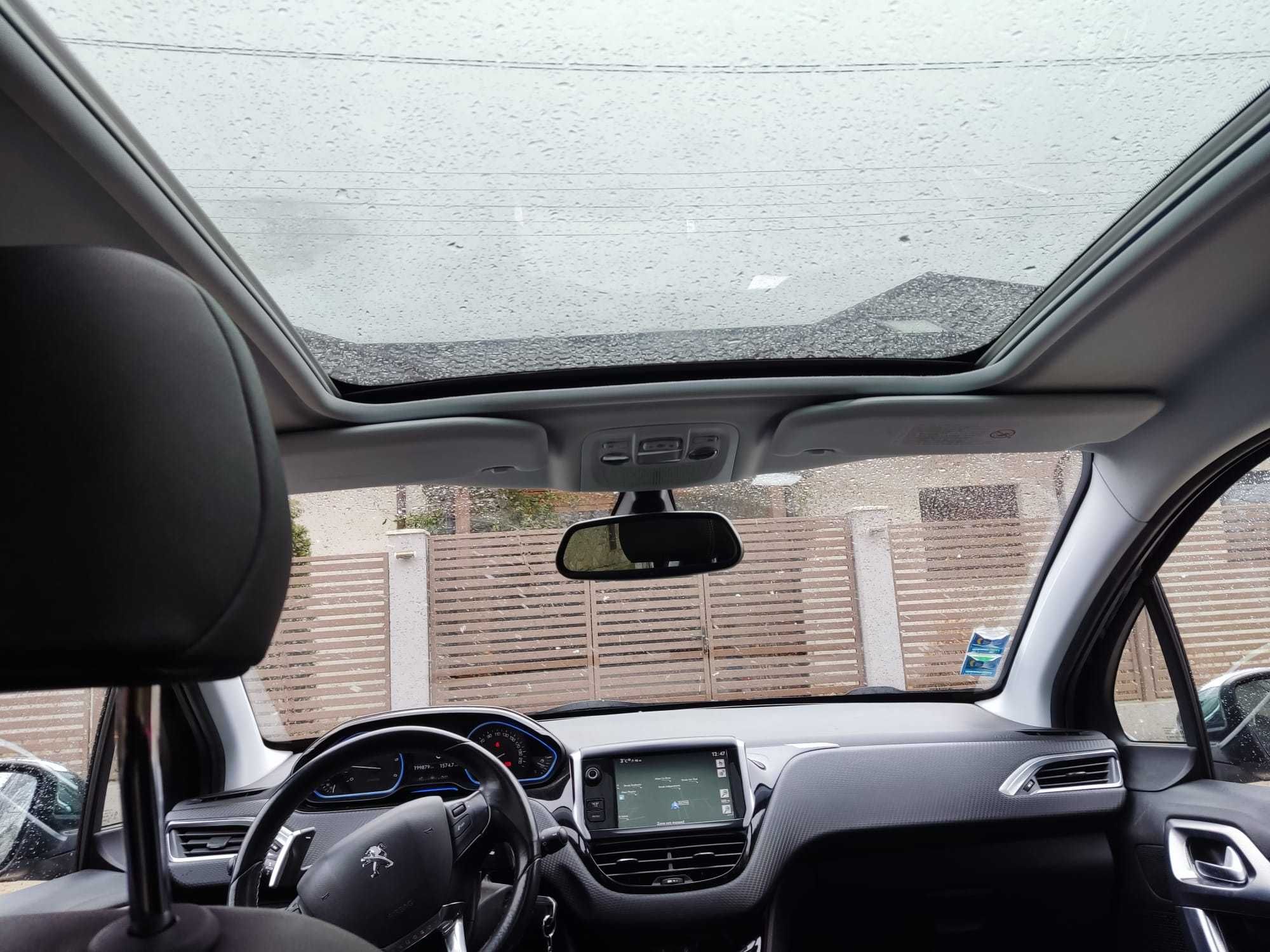 Peugeot 2008 automata full piele trapa panoramica