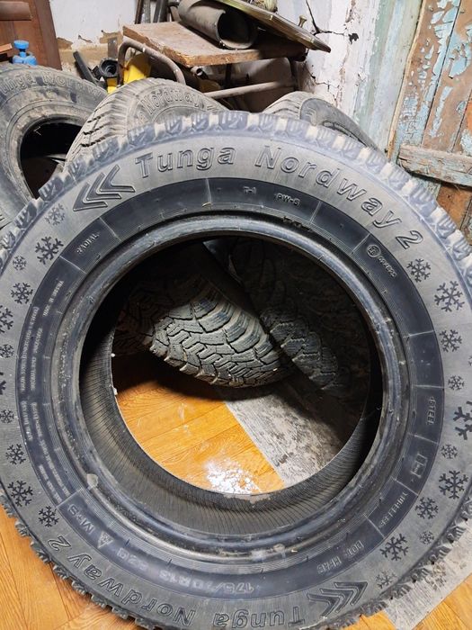 Зимняя резина  175/70.R 13