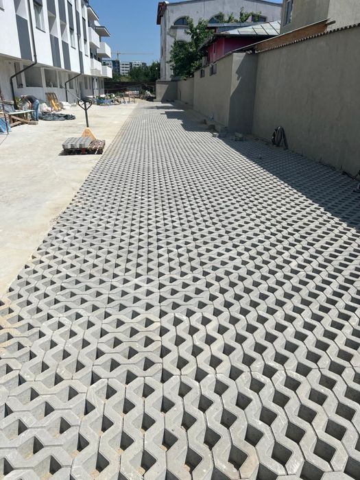 Pavaj ieftin  oferim montaj