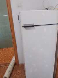 Холодильник Бирюса ,раритет