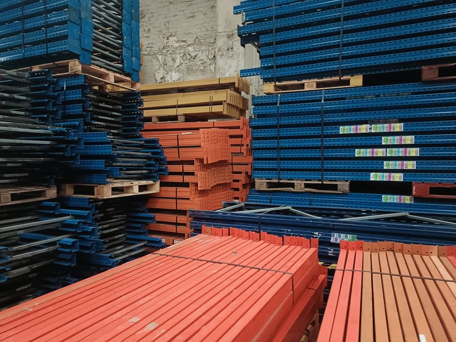 Rafturi metalice profesionale