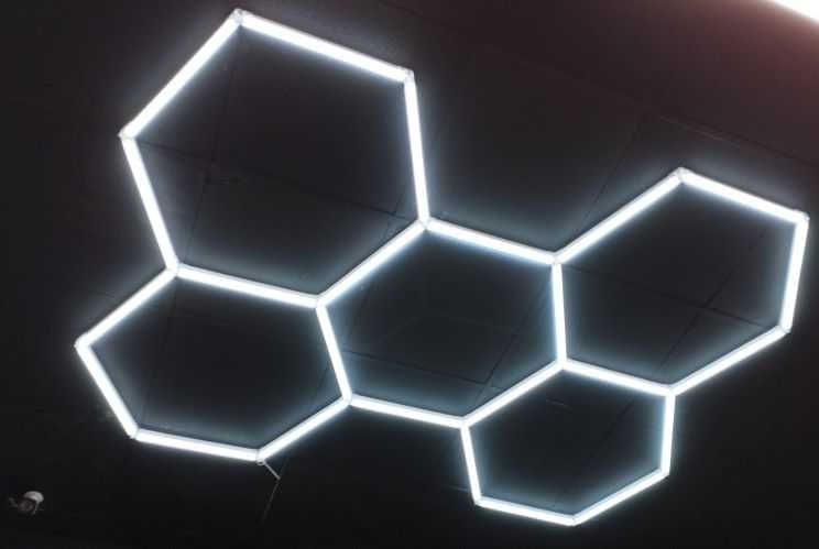 Led tavan Honeycomb 5 hexagoane 200w 235 x 164 cm