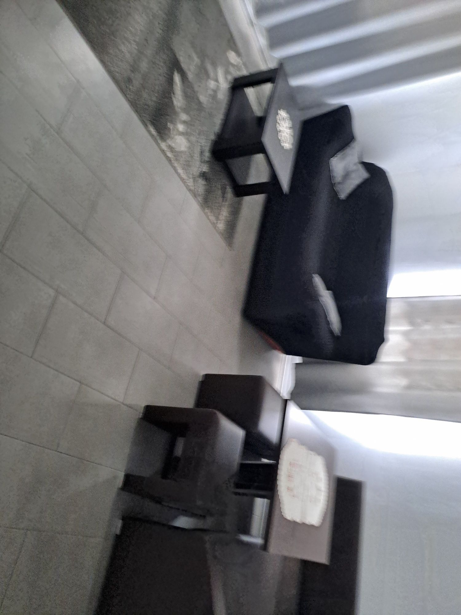 Ofer spre închiriere casa în Cristian