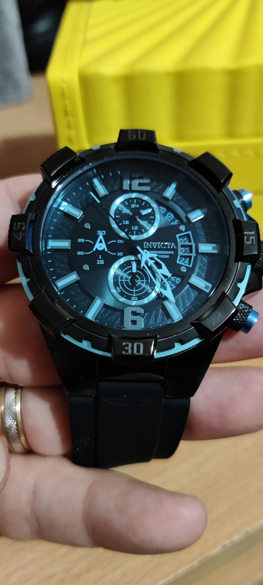 Invicta Aviator Black Edition