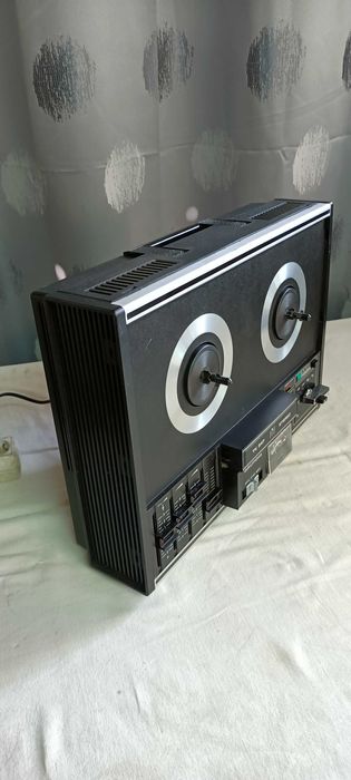 magnetofon GRUNDING TK547 stereo HI-FI