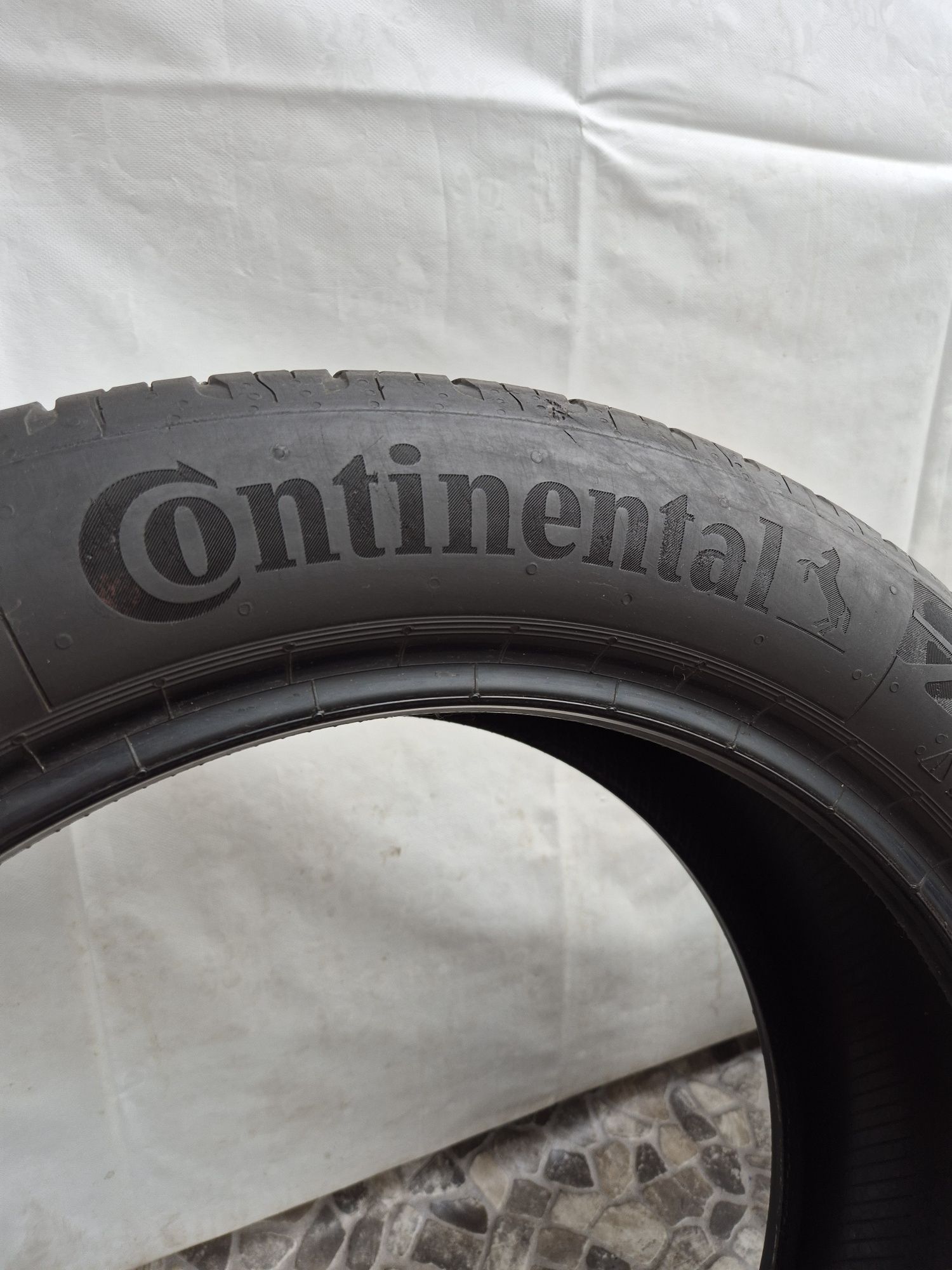 4бр 215 50 18 Continental летни - 23г