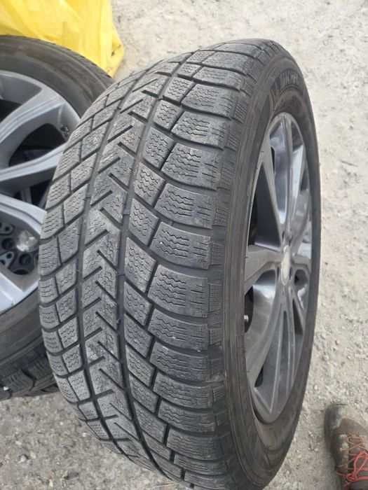 Продавам гуми и джанти