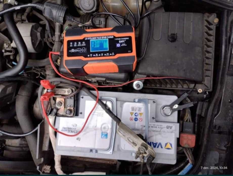 Încărcător/ Redresor Inteligent Baterie Auto, Gel, AGM, 12V – 12A