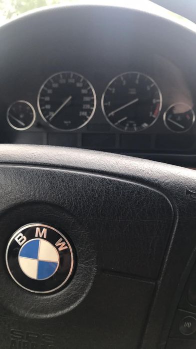 Автомобил BMW 520 i ГАЗ/ БЕНЗИН