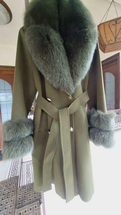 Palton cașmir  și blana naturala