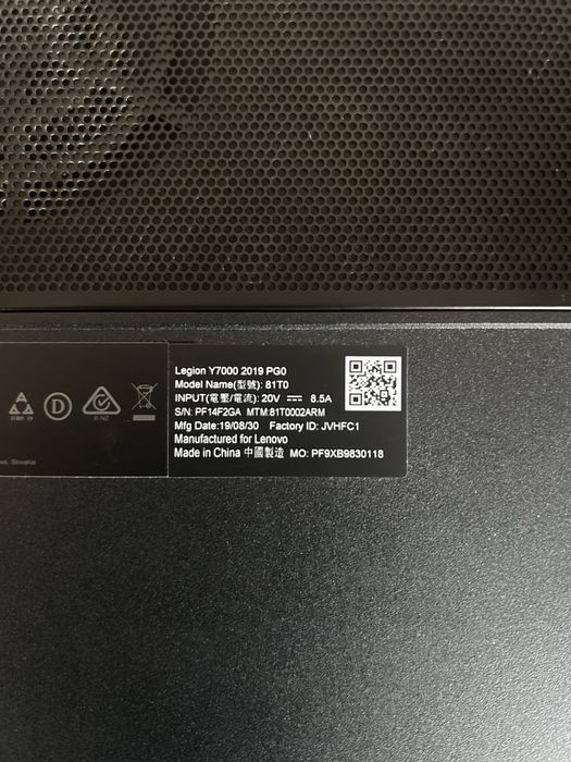 Laptop gaming Lenovo Legion y7000 defect