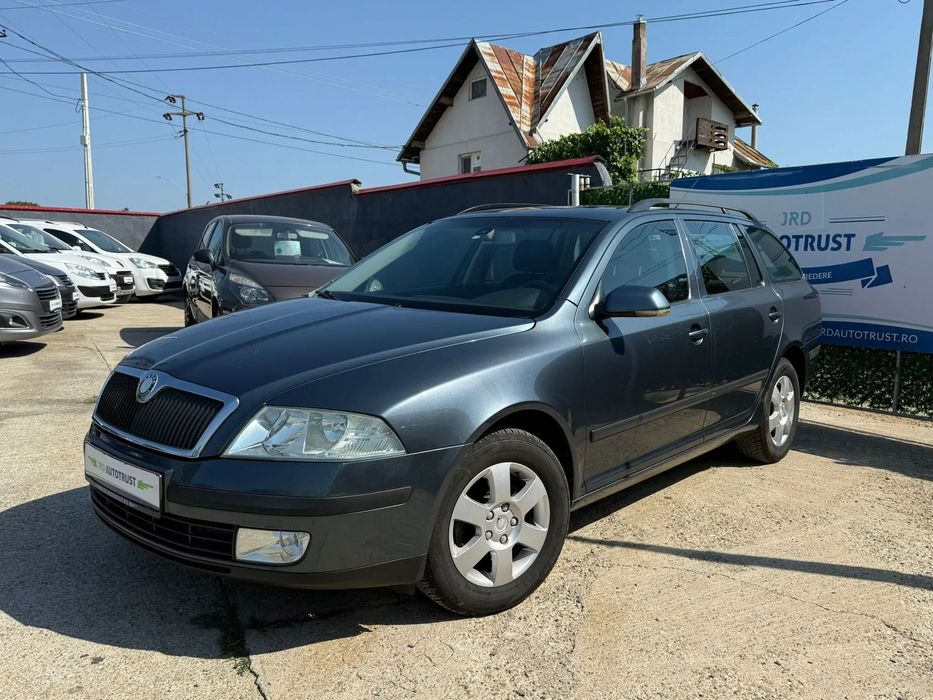 Skoda Octavia 1.6 Benzina 115 CP / In Rate Avans 0% / Navigatie, Clima