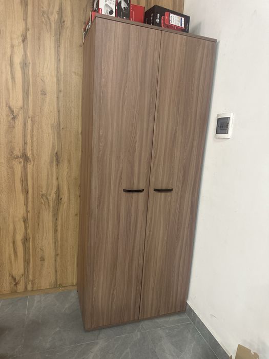 Шкаф прихожей двухдверный