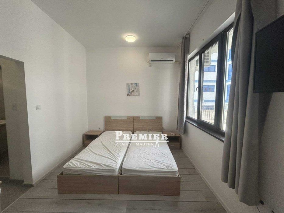 Студио с ниска такса на първа линия в Поморие