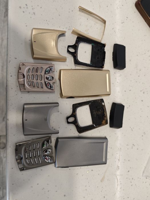 Части за Нокия 8850