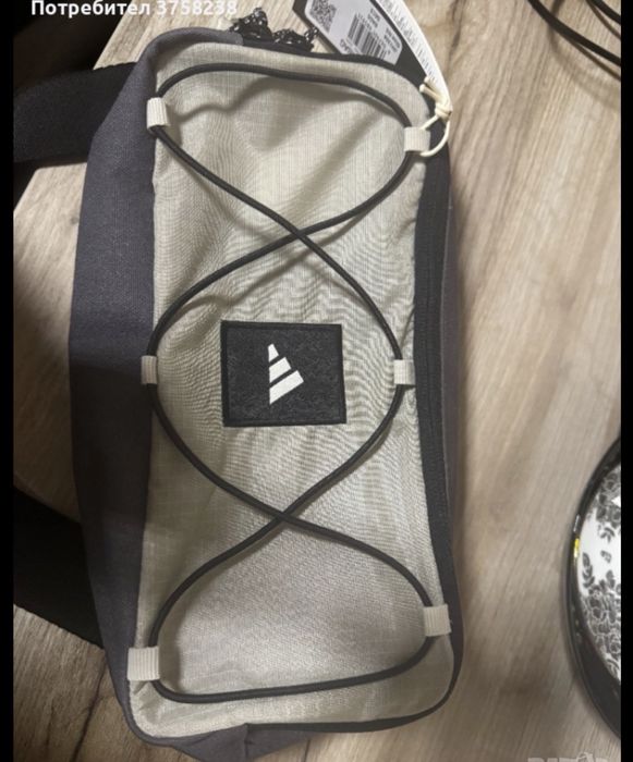 Adidas bumbag чисто нови чанти оригинални