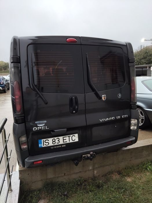 Se vine Opel vivaro 


---

Opel Vivaro