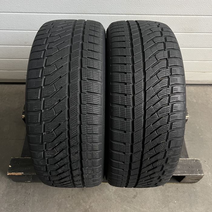 2 Anvelope iarna 235 45 18 Falken DOT 2022