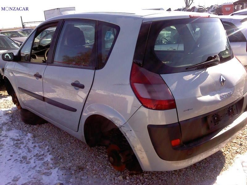 Renault Scenic на части