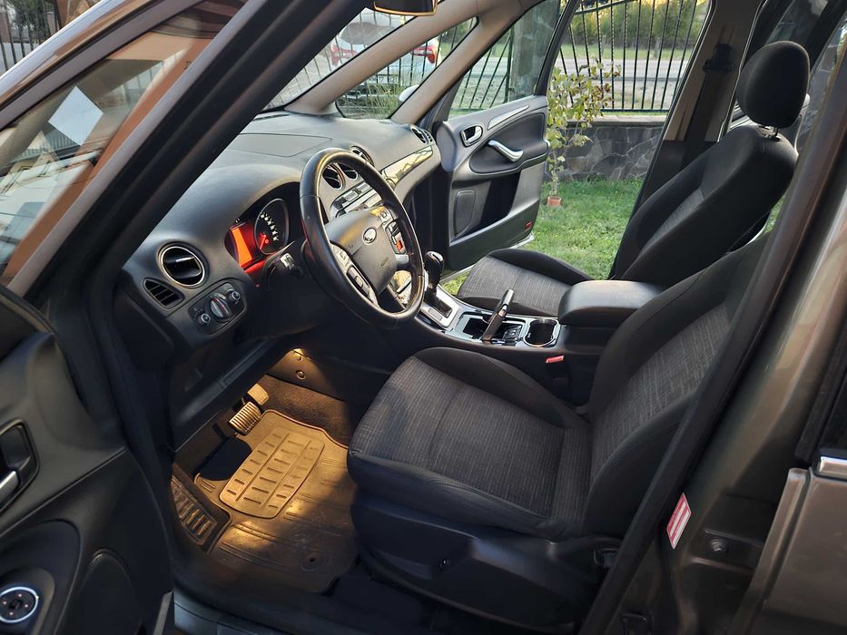 Ford Galaxy " Ghia" 2.0 D 140 cp 2011 automat