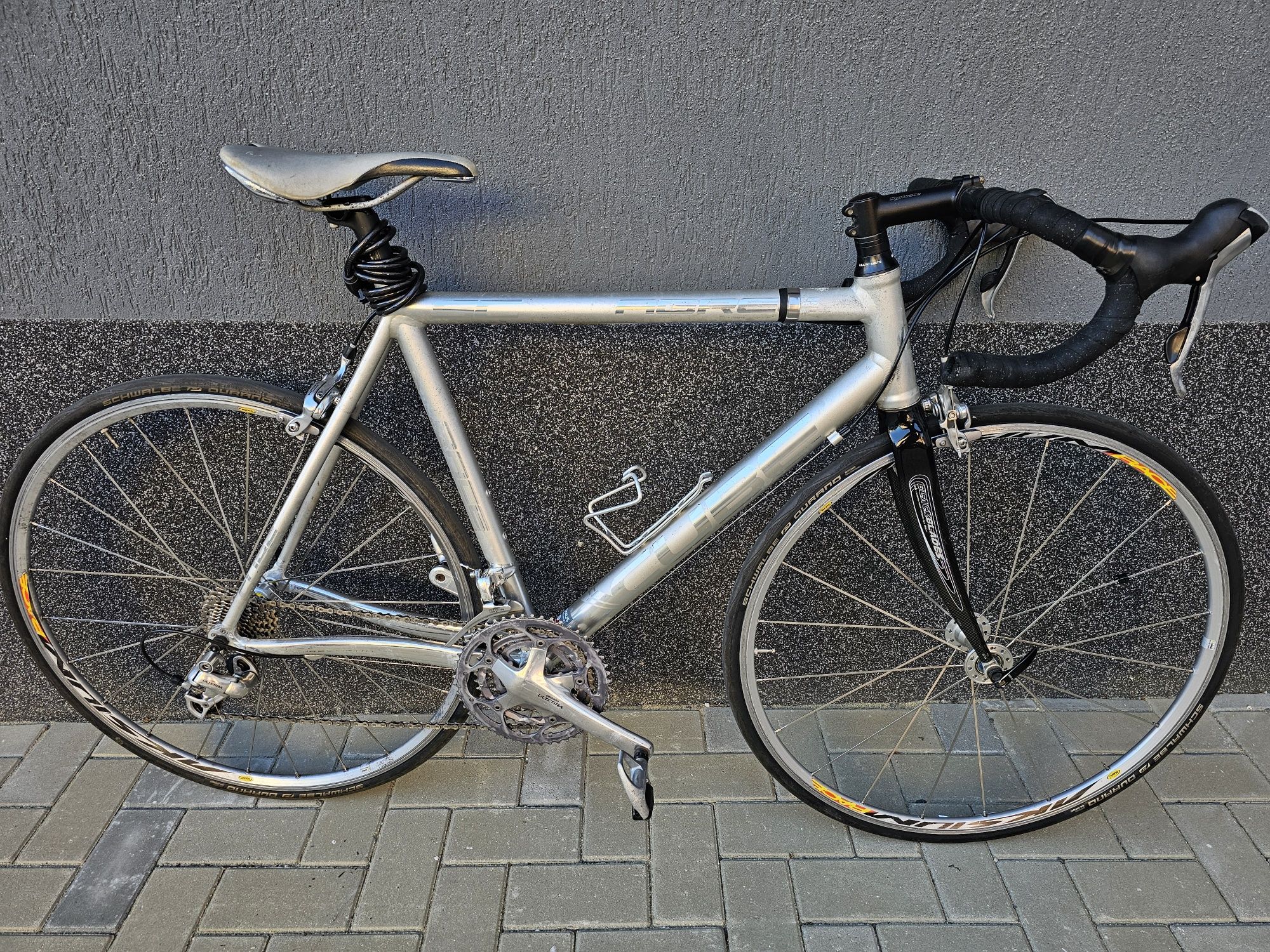 Bicicleta cursiera cube carbon 7kg / schimb