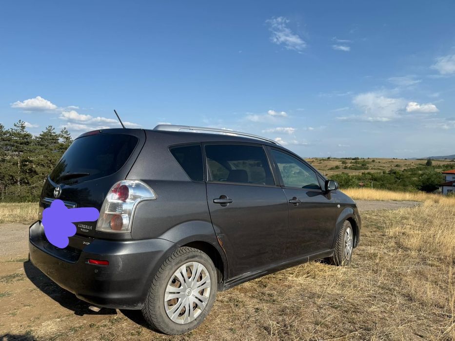 Здравейте продавам toyota verso Corolla 2.2d4d