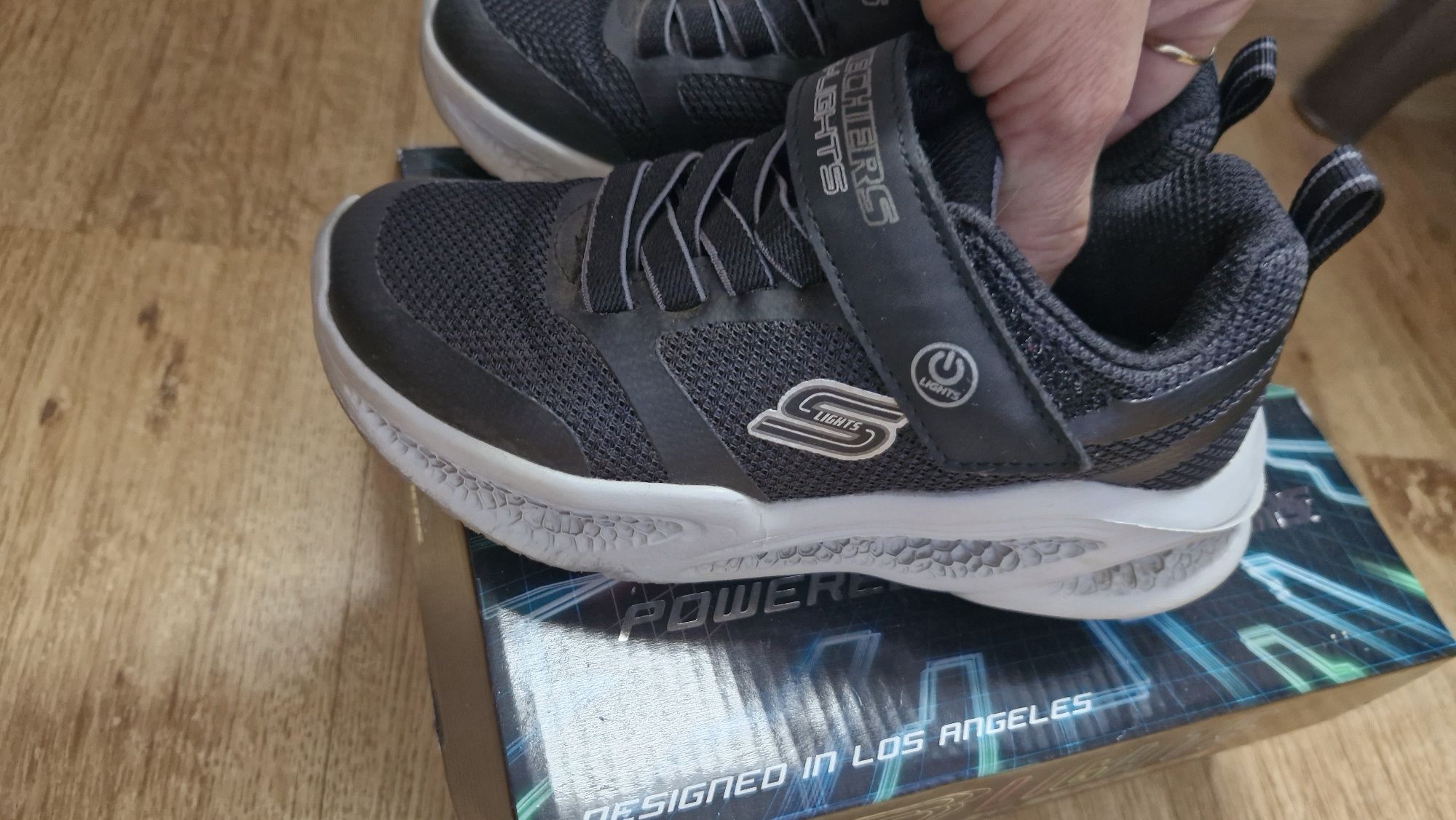 Светещи маратонки Skechers 27.5н-стелка 18см