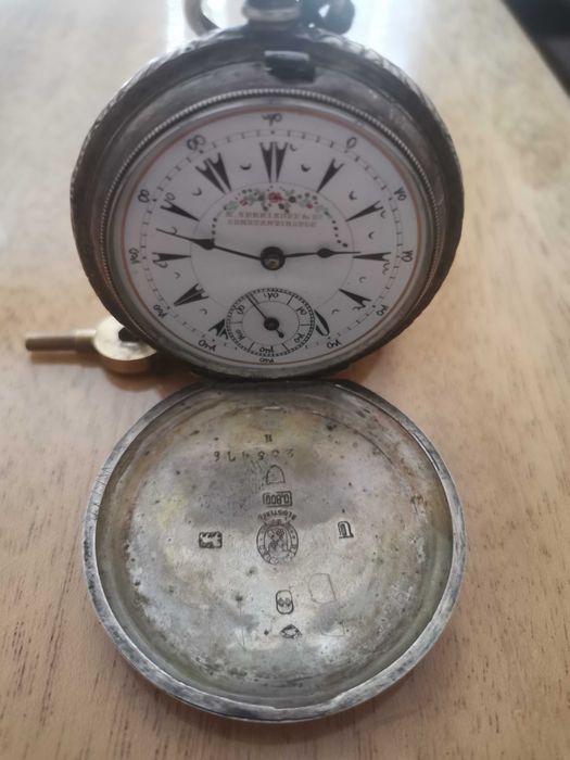 Джобен часовник сребърен