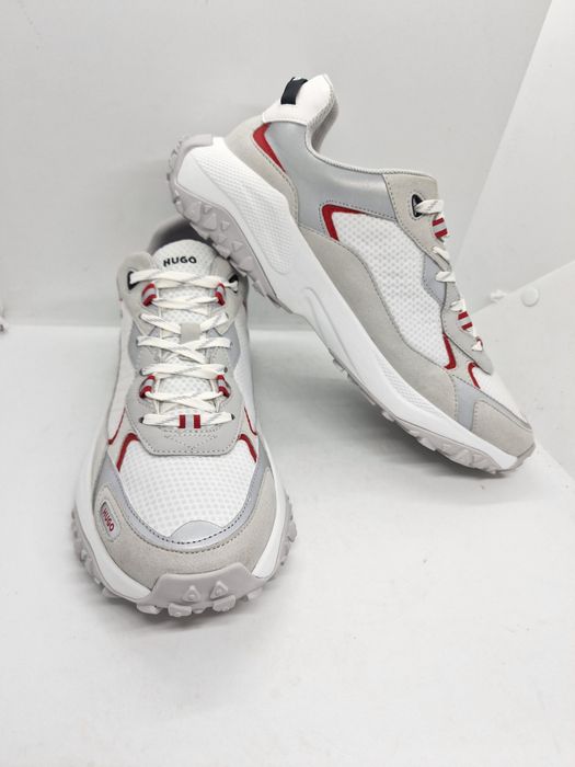 Hugo GO1ST nr. 42,44