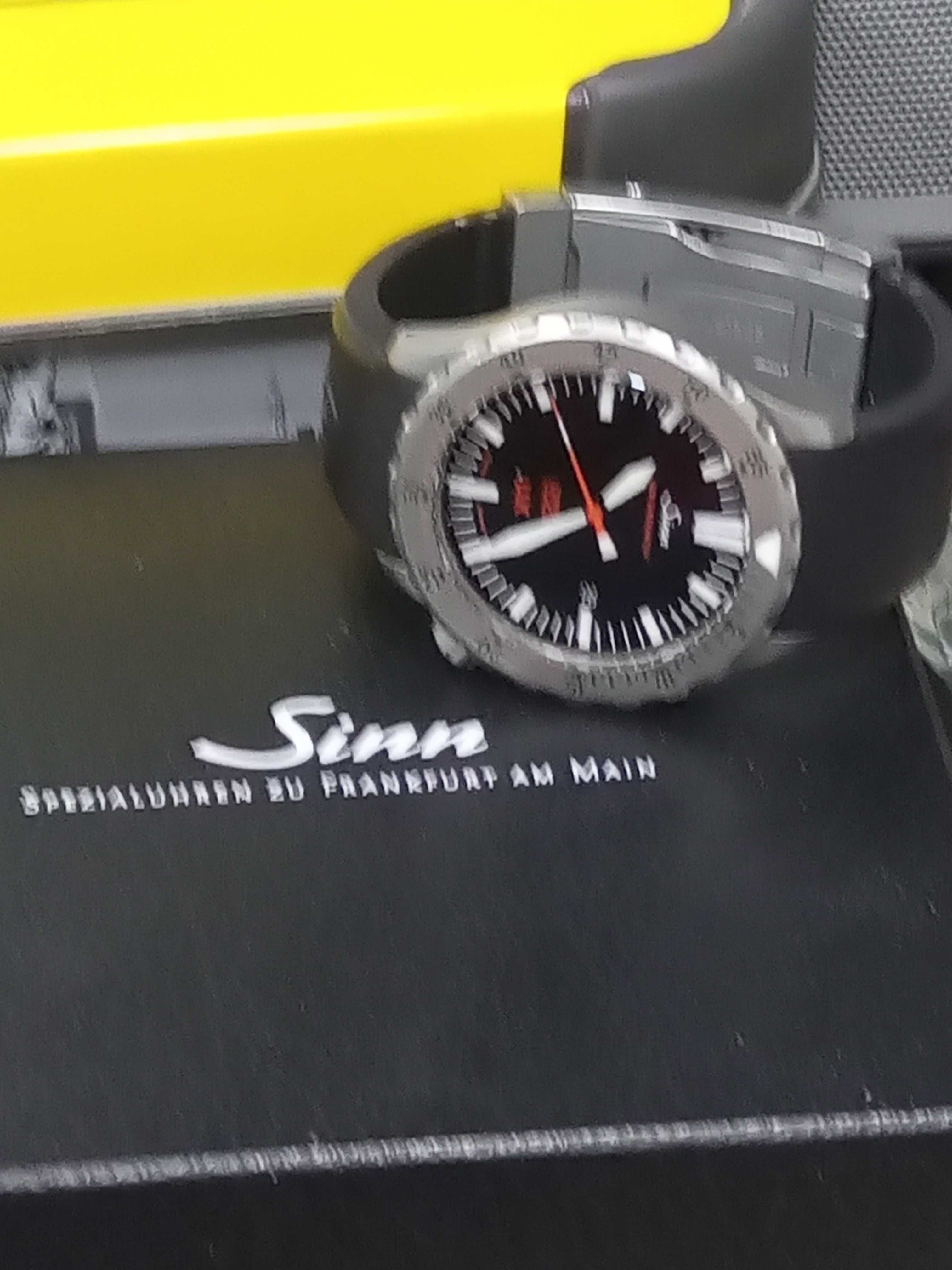 Sinn UX 2B Hydro Chronometer Quartz