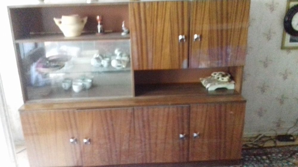 Продавам холова секция 150 лева