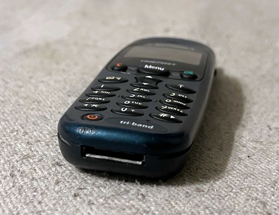 Telefon Motorola Timeport triband functional, colectie fara incarcator
