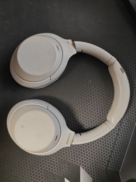 Наушники Sony xm4