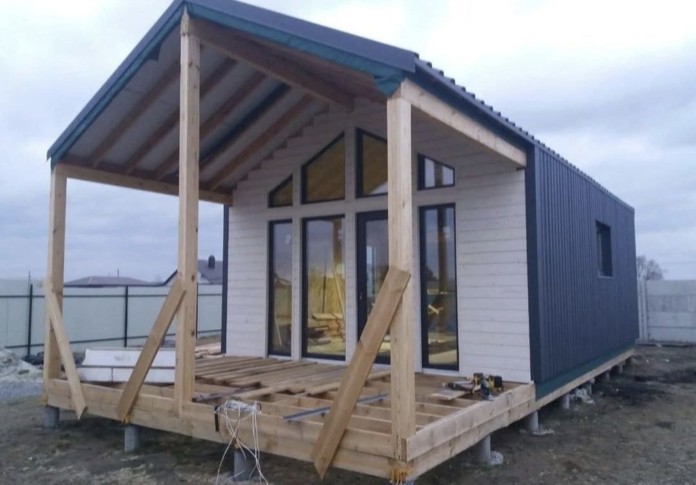 Vând cabane  A vremuri