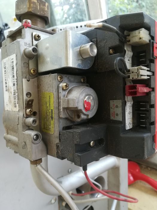 Arzator 60kw ,Honeywell tip VR 4601A complet
