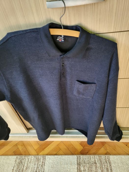 Bluza mare pentru barbati 3 XL. Nou